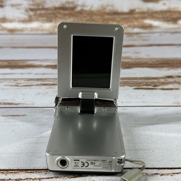 Traveler Compact DV5000 HD Digital Video Camera – Black | 5 MP | 8× Digital Zoom - Picture 4 of 4